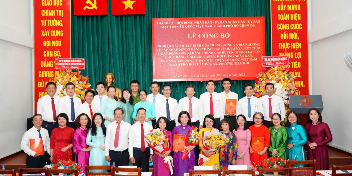 CHỈ ĐỊNH ĐỒNG CHÍ HOÀNG THỊ TỐ NGA GIỮ CHỨC BÍ THƯ ĐẢNG ỦY PHƯỜNG BẾN THÀNH MỚI