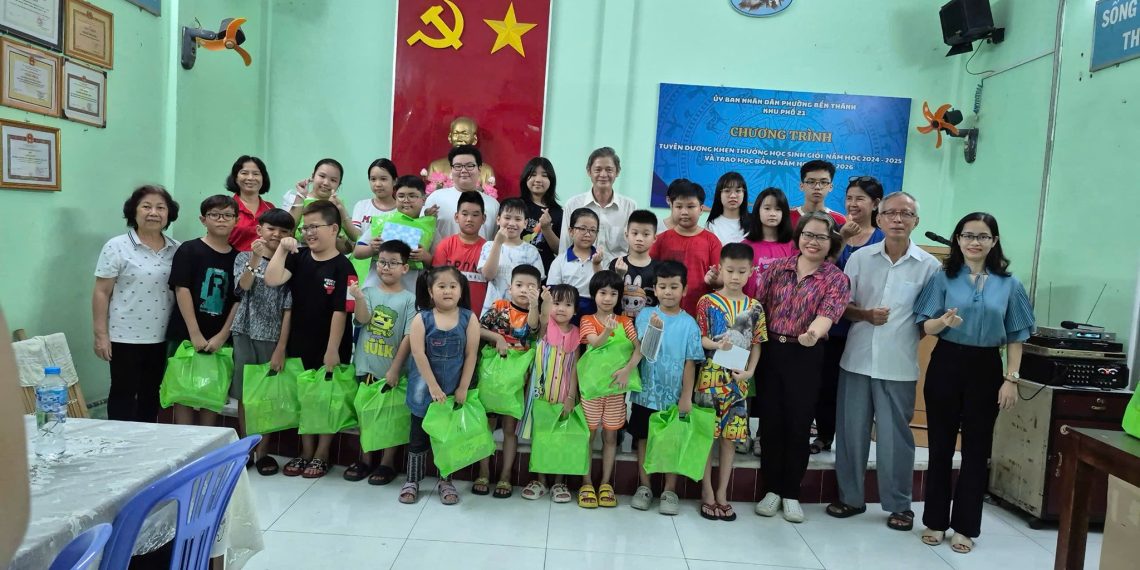 🌷 KHU PHỐ 21 PHƯỜNG BẾN THÀNH TRAO TẶNG HỌC BỔNG NĂM HỌC 2025-2026