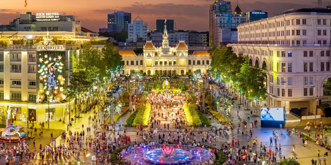 LẮNG NGHE HỒN XƯA PHỐ THỊ QUA NHỮNG DI SẢN VƯỢT THỜI GIAN