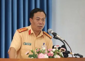 CẢNH SÁT GIAO THÔNG TP.HCM CÔNG KHAI SỐ ĐIỆN THOẠI CỦA TRƯỞNG PHÒNG ĐỂ TIẾP NHẬN PHẢN ÁNH