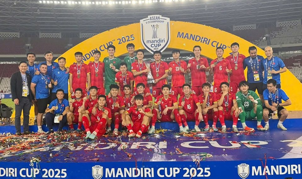 CHÚC MỪNG ĐỘI TUYỂN U23 VIỆT NAM LẦN THỨ 3 LIÊN TIẾP VÔ ĐỊCH GIẢI ĐÔNG NAM Á