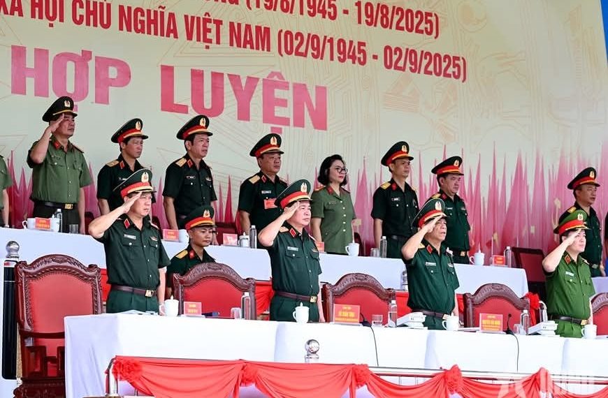 GẦN 16.000 CÁN BỘ, CHIẾN SĨ VÀ NHIỀU VŨ KHÍ HIỆN ĐẠI TỔNG HỢP LUYỆN LẦN THỨ HAI