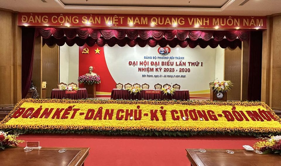 🌻🌻🌻🇻🇳🇻🇳🇻🇳 TRANG HOÀNG CỜ HOA RỰC RỠ CHÀO MỪNG ĐẠI HỘI ĐẠI BIỂU ĐẢNG BỘ PHƯỜNG BẾN THÀNH LẦN THỨ I, NHIỆM KỲ 2025 – 2030