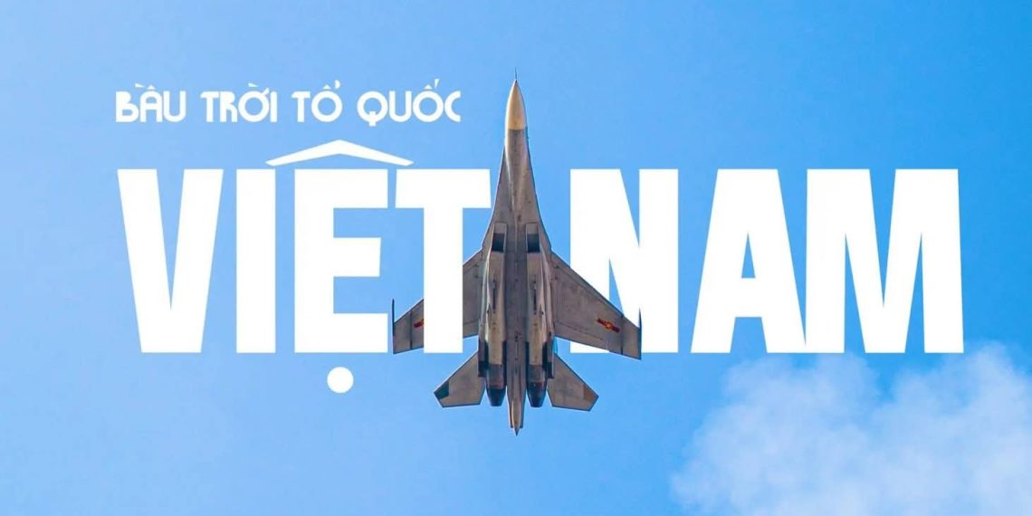 BẦU TRỜI TỔ QUỐC VIỆT NAM  🇻🇳