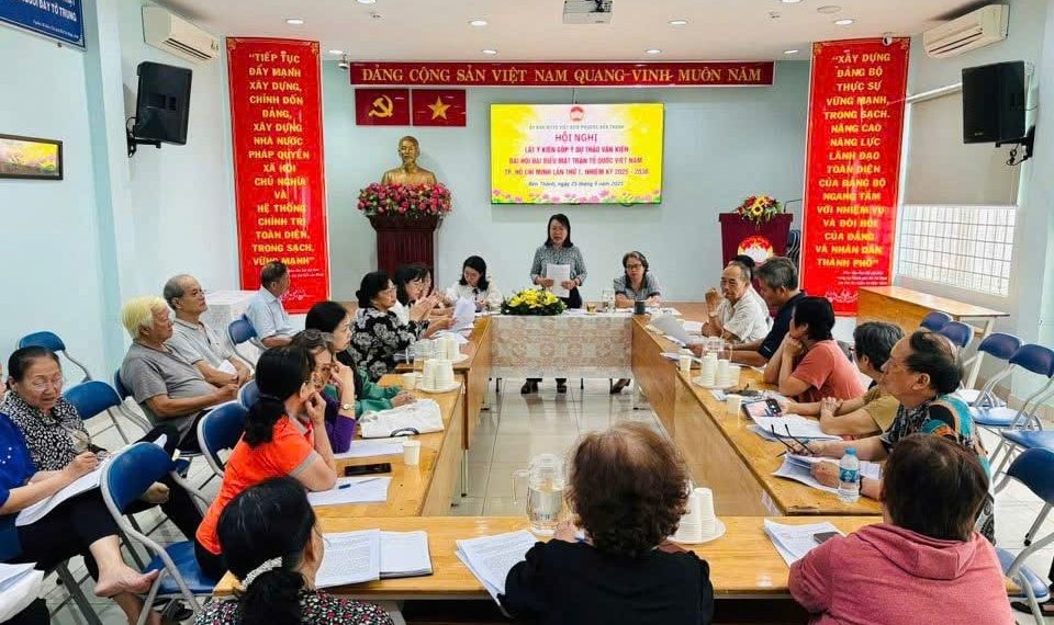 ỦY BAN MTTQ VIỆT NAM PHƯỜNG TRIỂN KHAI GÓP Ý DỰ THẢO BÁO CÁO CHÍNH TRỊ ĐẠI HỘI ĐẠI BIỂU MTTQ VIỆT NAM PHƯỜNG BẾN THÀNH LẦN THỨ I, NHIỆM KỲ 2025-2030