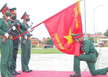 BẦU TRỜI HÒA BÌNH, TỰ DO