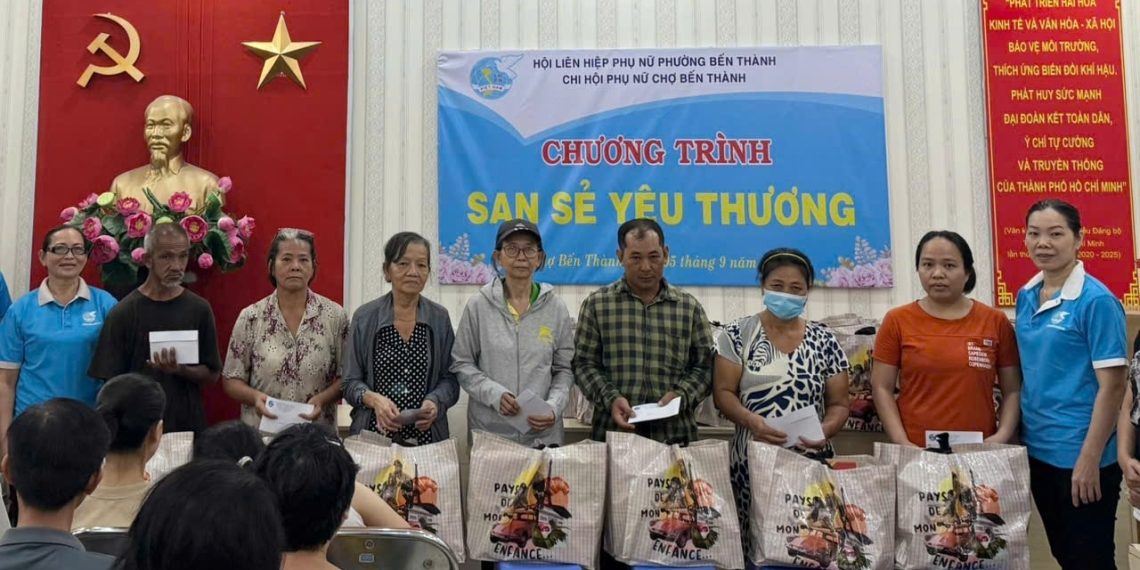 CHỢ BẾN THÀNH THỰC HIỆN CHƯƠNG TRÌNH “SAN SẺ YÊU THƯƠNG”