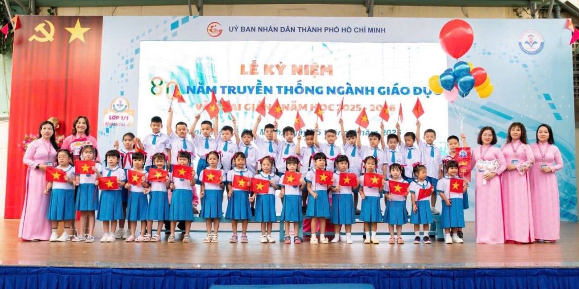 LỄ KỶ NIỆM 80 NĂM TRUYỀN THỐNG NGÀNH GIÁO DỤC VIỆT NAM VÀ KHAI GIẢNG NĂM HỌC 2025 – 2026 CỦA TRƯỜNG TIỂU HỌC NGUYỄN HUỆ