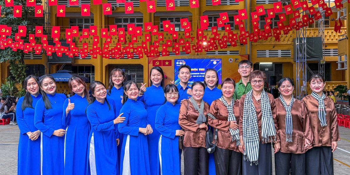 CHI ĐOÀN TRƯỜNG TIỂU HỌC NGUYỄN THÁI BÌNH TỰ HÀO THAM GIA HỘI THI DÂN VŨ – FLASHMOB THANH NIÊN 2025