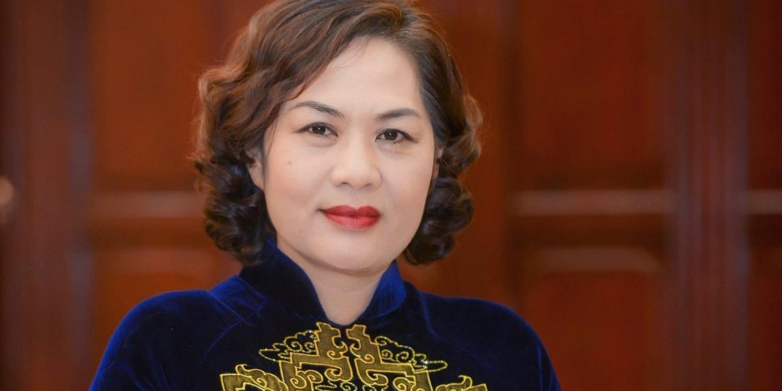 THỐNG ĐỐC NGUYỄN THỊ HỒNG ĐƯỢC VINH DANH LÀ MỘT TRONG BA THỐNG ĐỐC NGÂN HÀNG TRUNG ƯƠNG XUẤT SẮC NHẤT THẾ GIỚI NĂM 2025