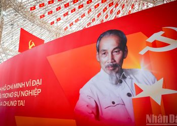 ẤN TƯỢNG 13 BỨC CHÂN DUNG CÁC TỔNG BÍ THƯ ĐẢNG CỘNG SẢN VIỆT NAM QUA CÁC THỜI KỲ