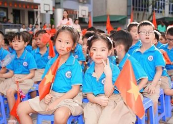 KHÔNG GÂY ÁP LỰC CHO TRẺ