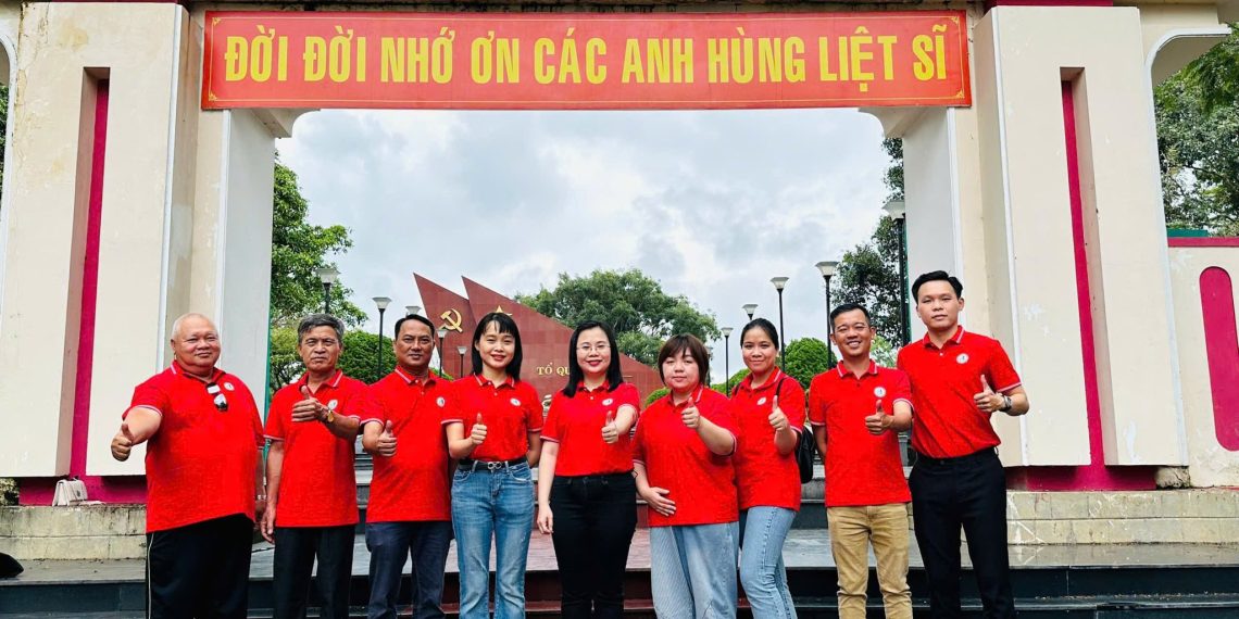 CHI BỘ 1 ĐẢNG BỘ CÔNG TY TNHH MTV DỊCH VỤ CÔNG ÍCH QUẬN 1 TỔ CHỨC SINH HOẠT CHUYÊN ĐỀ QUÝ III NĂM 2025 VỀ CÔNG TÁC XÂY DỰNG TỔ CHỨC BỘ MÁY TINH GỌN, HOẠT ĐỘNG HIỆU LỰC, HIỆU QUẢ