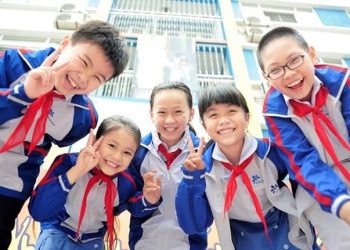 KỶ CƯƠNG TỪ VIỆC NHỎ: ĐỒNG PHỤC, GIỜ GIẤC, NGÔN NGỮ ỨNG XỬ TRONG TRƯỜNG HỌC