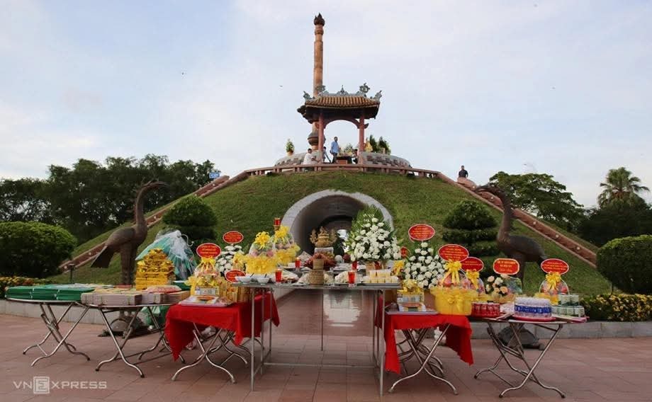 LỄ GIỖ CHUNG CHO LIỆT SĨ THÀNH CỔ QUẢNG TRỊ