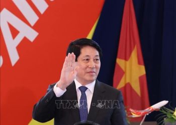 CHỦ TỊCH NƯỚC LƯƠNG CƯỜNG DỰ LỄ BÀN GIAO TÀU BAY BOEING ĐẦU TIÊN CHO VIETJET