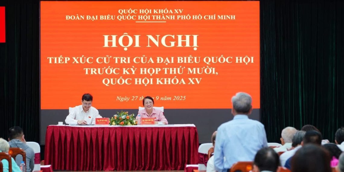CẦN LỰA CHỌN, GIỮ LẠI ĐỘI NGŨ CÁN BỘ CÓ NĂNG LỰC, PHẨM CHẤT ĐẠO ĐỨC VÀ CHUYÊN MÔN ĐỂ PHỤC VỤ NHÂN DÂN