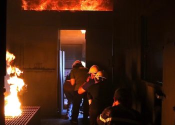 TẬP HUẤN PCCC VÀ CNCH SINH ĐỘNG CHO NGƯỜI DÂN PHƯỜNG BẾN THÀNH