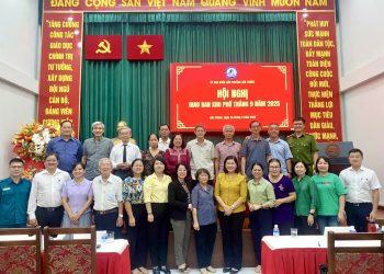 PHƯỜNG BẾN THÀNH TỔ CHỨC HỘI NGHỊ SƠ KẾT ĐÁNH GIÁ KẾT QUẢ THỰC HIỆN NHIỆM VỤ PHÁT TRIỂN KINH TẾ – VĂN HÓA – XÃ HỘI, QUỐC PHÒNG – AN NINH 9 THÁNG ĐẦU NĂM 2025 VÀ HỘI NGHỊ GIAO BAN KHU PHỐ