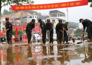 👮‍♀️👮 “NƯỚC RÚT TỚI ĐÂU, DỌN DẸP TỚI ĐÓ”, GIÚP BÀ CON SỚM ỔN ĐỊNH CUỘC SỐNG