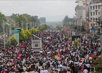 VẠCH TRẦN ÂM MƯU KÍCH ĐỘNG GEN Z