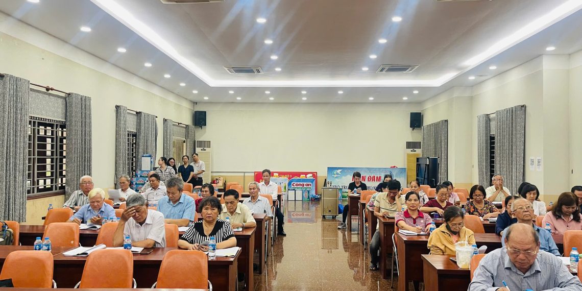 PHƯỜNG BẾN THÀNH TỔ CHỨC TẬP HUẤN NGHIỆP VỤ CÔNG TÁC TUYÊN GIÁO – DÂN VẬN VÀ CÔNG TÁC TỔ CHỨC CỦA ĐẢNG