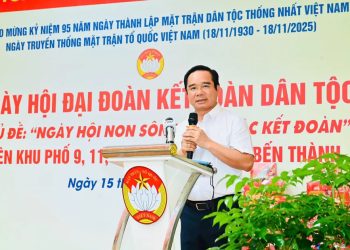 CHỦ TỊCH UBND TPHCM LẮNG NGHE TỪNG Ý KIẾN CỦA NGƯỜI DÂN