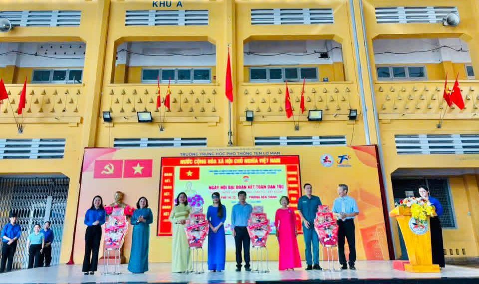 🌻🌻🌻 LIÊN KHU PHỐ 19, 22, 23, 24 TỔ CHỨC NGÀY HỘI ĐẠI ĐOÀN KẾT TOÀN DÂN TỘC NĂM 2025 VỚI CHỦ ĐỀ “NGÀY HỘI NON SÔNG – DÂN TỘC KẾT ĐOÀN”