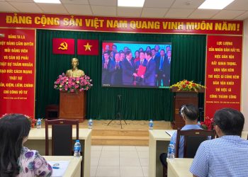 ĐẢNG ỦY PHƯỜNG BẾN THÀNH TIẾP SÓNG HỘI NGHỊ TRỰC TUYẾN TOÀN QUỐC TỔNG KẾT CÔNG TÁC TUYÊN GIÁO VÀ DÂN VẬN NĂM 2025, TRIỂN KHAI NHIỆM VỤ NĂM 2026