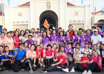 PHƯỜNG BẾN THÀNH TỔ CHỨC GIẢI ĐI BỘ ỦNG HỘ QUỸ VÌ NGƯỜI NGHÈO