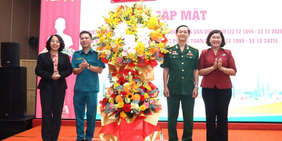 PHƯỜNG BẾN THÀNH GẶP MẶT KỶ NIỆM 81 NĂM NGÀY THÀNH LẬP QUÂN ĐỘI NHÂN DÂN VIỆT NAM VÀ 36 NĂM NGÀY HỘI QUỐC PHÒNG TOÀN DÂN