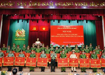 CHÚC MỪNG CÔNG AN PHƯỜNG BẾN THÀNH ĐẠT THÀNH TÍCH XUẤT SẮC TRONG THỰC HIỆN PHONG TRÀO THI ĐUA “VÌ AN NINH TỔ QUỐC” NĂM 2025