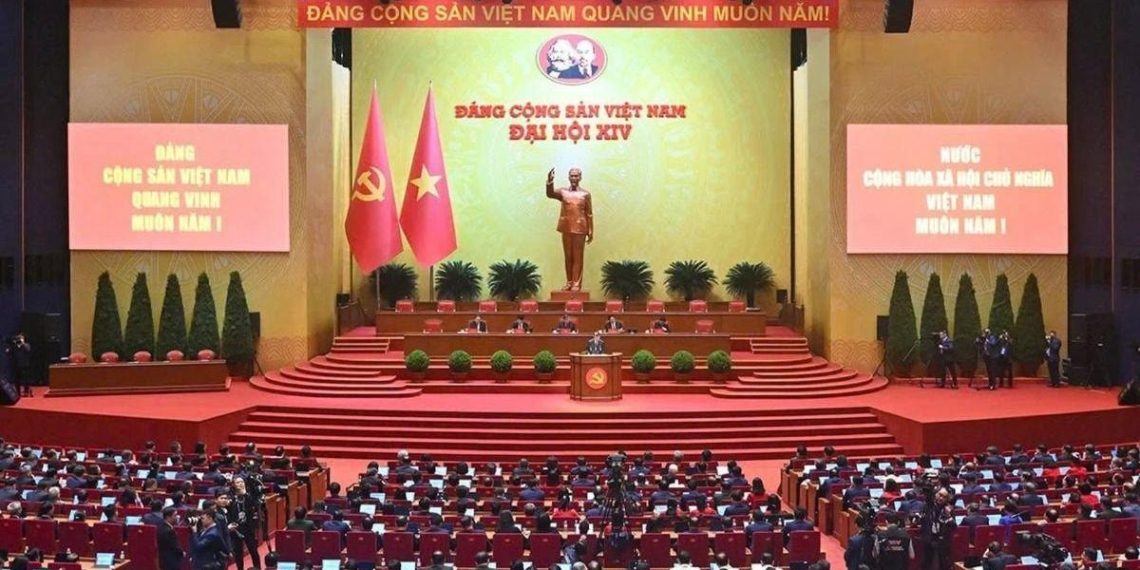 ĐẠI HỘI ĐẠI BIỂU TOÀN QUỐC LẦN THỨ XIV CỦA ĐẢNG HỌP PHIÊN TRÙ BỊ