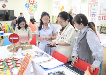 TRƯỜNG TIỂU HỌC NGUYỄN THÁI HỌC TỔ CHỨC HỘI THI THIẾT KẾ ĐỒ DÙNG DẠY HỌC TỰ LÀM