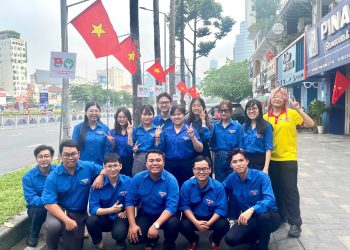 CHI ĐOÀN CƠ QUAN ỦY BAN NHÂN DÂN PHƯỜNG BẾN THÀNH TỔ CHỨC CÁC HOẠT ĐỘNG CHÀO MỪNG ĐẠI HỘI LẦN THỨ XIV CỦA ĐẢNG