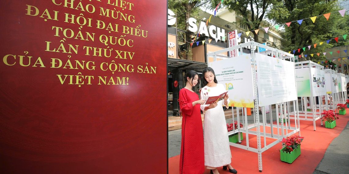 THỰC TIỄN ĐẬP TAN MỌI LUẬN ĐIỆU THÙ ĐỊCH, XUYÊN TẠC