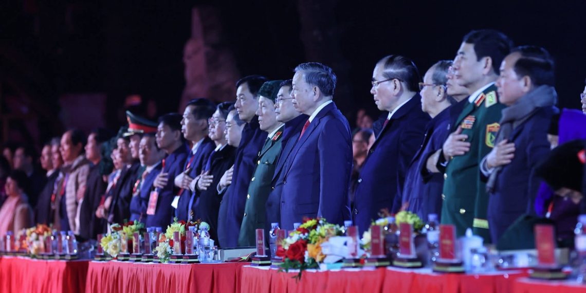 TỔNG BÍ THƯ: KHI LÒNG DÂN VỮNG THÌ ĐẤT NƯỚC VỮNG, DÂN TIN THÌ VIỆC KHÓ MẤY CŨNG LÀM ĐƯỢC