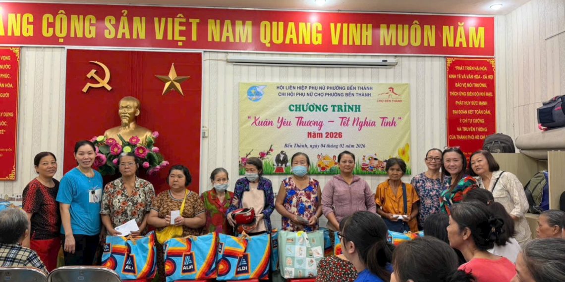 CHI HỘI PHỤ NỮ CHỢ BẾN THÀNH THỰC HIỆN CHƯƠNG TRÌNH “XUÂN YÊU THƯƠNG – TẾT NGHĨA TÌNH”