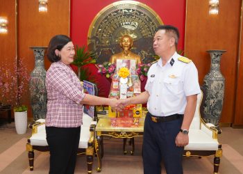 PHƯỜNG BẾN THÀNH THĂM, CHÚC TẾT CÁC CƠ QUAN, ĐƠN VỊ ĐỒNG HÀNH NHÂN DỊP XUÂN BÍNH NGỌ