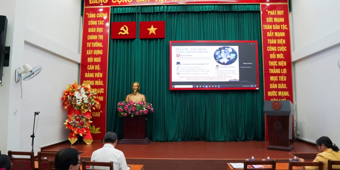 PHƯỜNG BẾN THÀNH TIẾP SÓNG TRỰC TUYẾN HỘI NGHỊ TẬP HUẤN NGHIỆP VỤ CÔNG TÁC BẦU CỬ