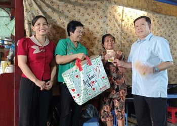 CHI BỘ KHU PHỐ 12 THỰC HIỆN CHƯƠNG TRÌNH “ĐẢNG TRONG DÂN”