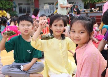 GÓI TRỌN VỊ TẾT – GIỮ HỒN NÉT VIỆT: RỘN RÀNG NGÀY HỘI GÓI BÁNH CHƯNG – LÀM MỨT TẾT TẠI TRƯỜNG TIỂU HỌC NGUYỄN THÁI HỌC