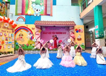 SÔI NỔI CÁC HOẠT ĐỘNG CHÀO MỪNG NGÀY QUỐC TẾ PHỤ NỮ 8/3 TẠI TRƯỜNG MẦM NON TUỔI THƠ