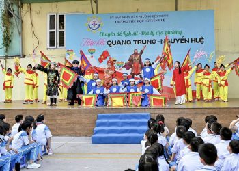 KHƠI DẬY NIỀM TỰ HÀO LỊCH SỬ DÂN TỘC THÔNG QUA CHUYÊN ĐỀ: “HÀO KHÍ QUANG TRUNG – NGUYỄN HUỆ”