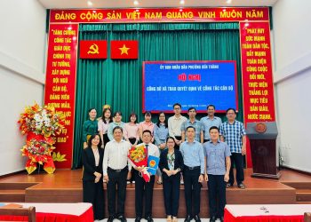 PHƯỜNG BẾN THÀNH TRAO QUYẾT ĐỊNH BỔ NHIỆM PHÓ TRƯỞNG PHÒNG VĂN HÓA – XÃ HỘI