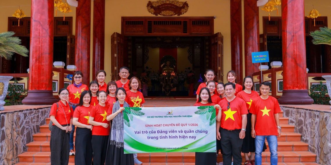 CHI BỘ TRƯỜNG TIỂU HỌC NGUYỄN THÁI BÌNH: HÀNH TRÌNH VỀ NGUỒN – KẾT NỐI TRUYỀN THỐNG, LAN TỎA YÊU THƯƠNG