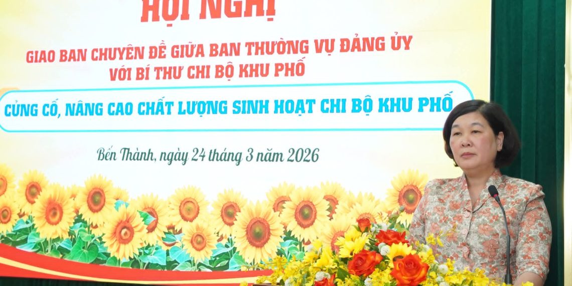 PHƯỜNG BẾN THÀNH CỦNG CỐ, NÂNG CAO CHẤT LƯỢNG SINH HOẠT CHI BỘ KHU PHỐ