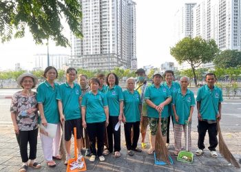 KHU PHỐ 17 TÍCH CỰC THAM GIA TỔNG VỆ SINH MÔI TRƯỜNG