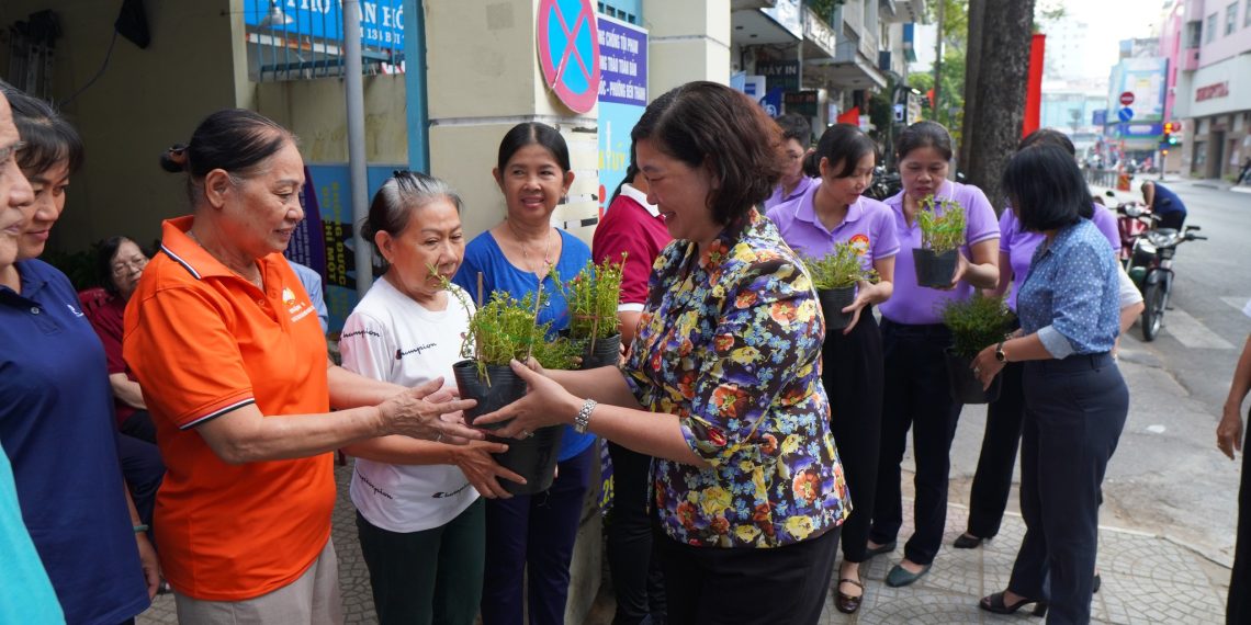 PHƯỜNG BẾN THÀNH RA MẮT CÔNG TRÌNH “BẾN THÀNH MUÔN SẮC HOA – ĐIỂM HẸN SẮC MÀU ĐƯỜNG BÙI THỊ XUÂN”