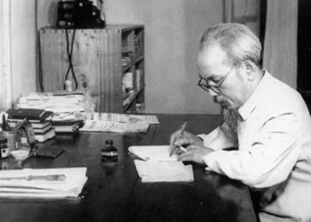 VIDEO: THÔNG ĐIỆP LỊCH SỬ: NGÀY 10/5/1965, BÁC ĐẶT BÚT VIẾT NHỮNG DÒNG ĐẦU TIÊN CỦA BẢN DI CHÚC THIÊNG LIÊNG